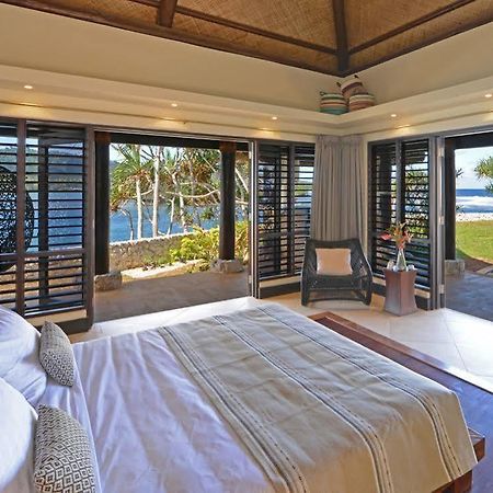 Wavi Island Hotel Naindi Bagian luar foto
