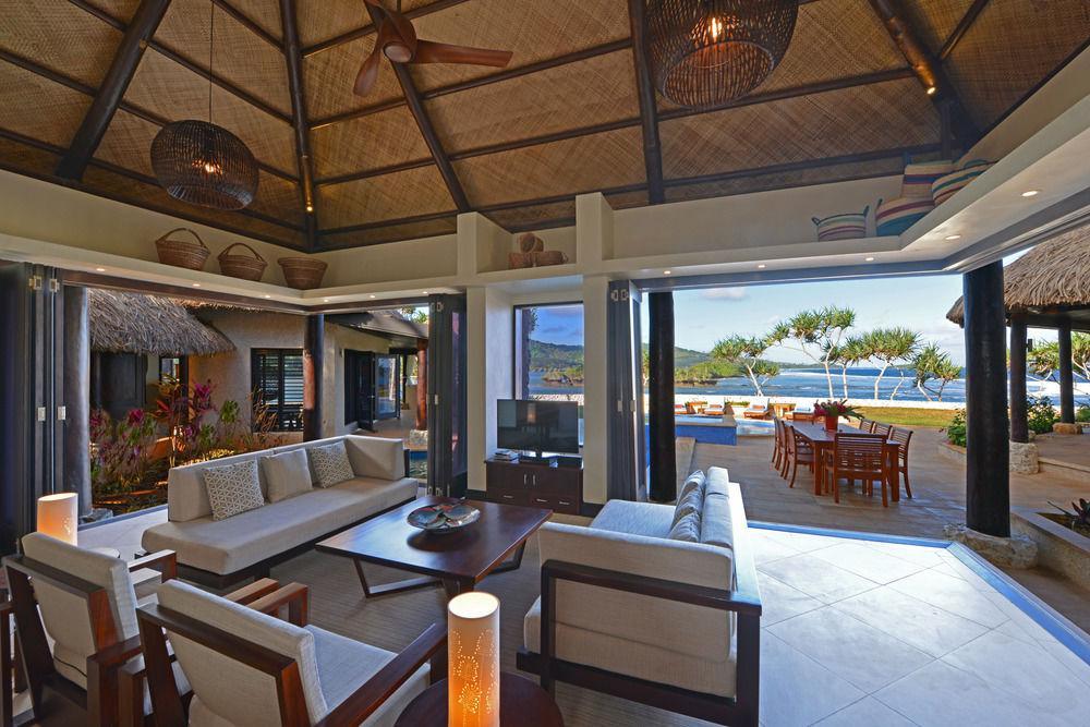 Wavi Island Hotel Naindi Bagian luar foto
